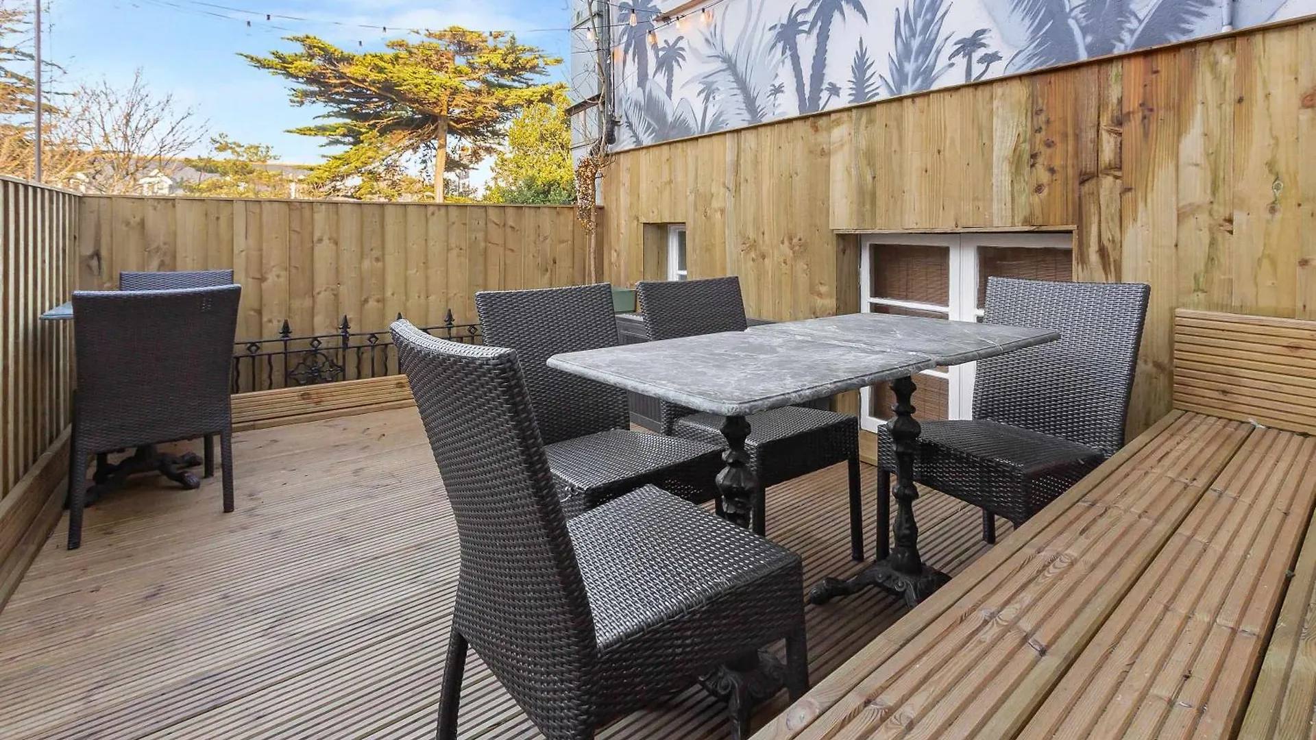Quirky & Wonky Inn - 4 Bd Brighton 0*,  Reino Unido